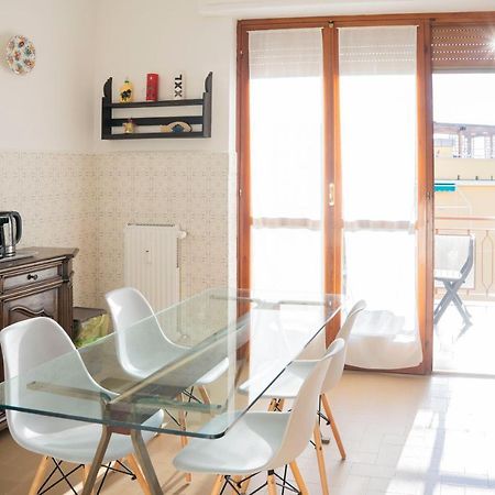 093 - Casa Panorama, Vista Mare E Vista Portofino, 500 Metri Centro Di Chiavari, Posto Auto Gratis Incluso Exterior foto