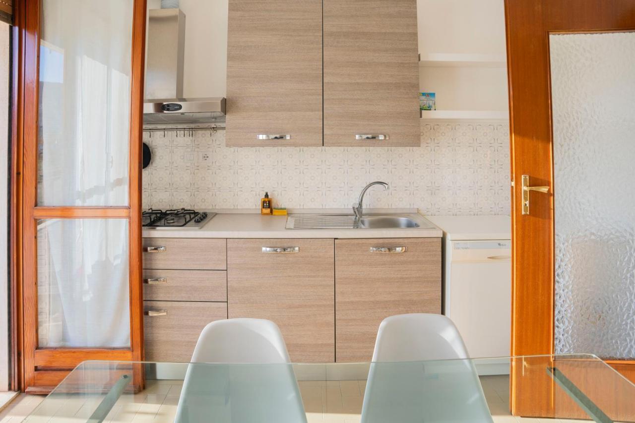 093 - Casa Panorama, Vista Mare E Vista Portofino, 500 Metri Centro Di Chiavari, Posto Auto Gratis Incluso Exterior foto