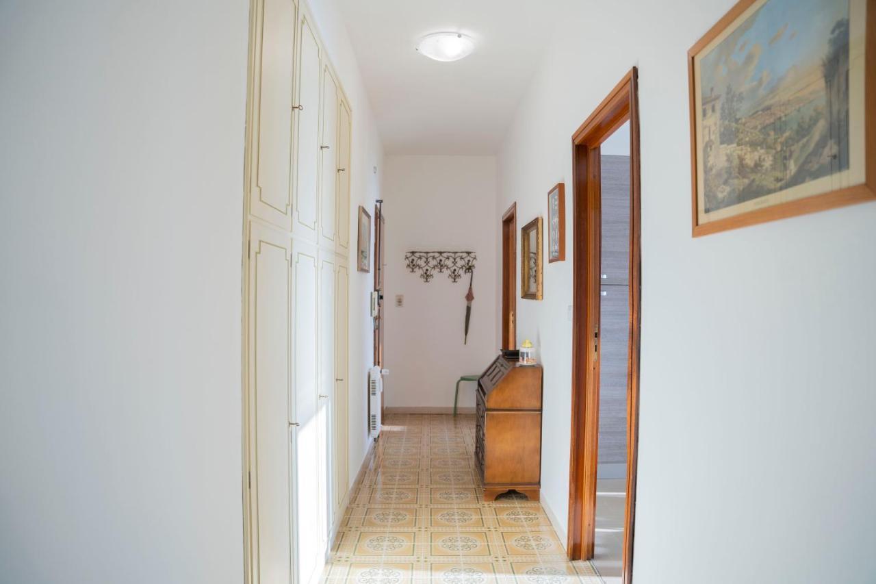 093 - Casa Panorama, Vista Mare E Vista Portofino, 500 Metri Centro Di Chiavari, Posto Auto Gratis Incluso Exterior foto