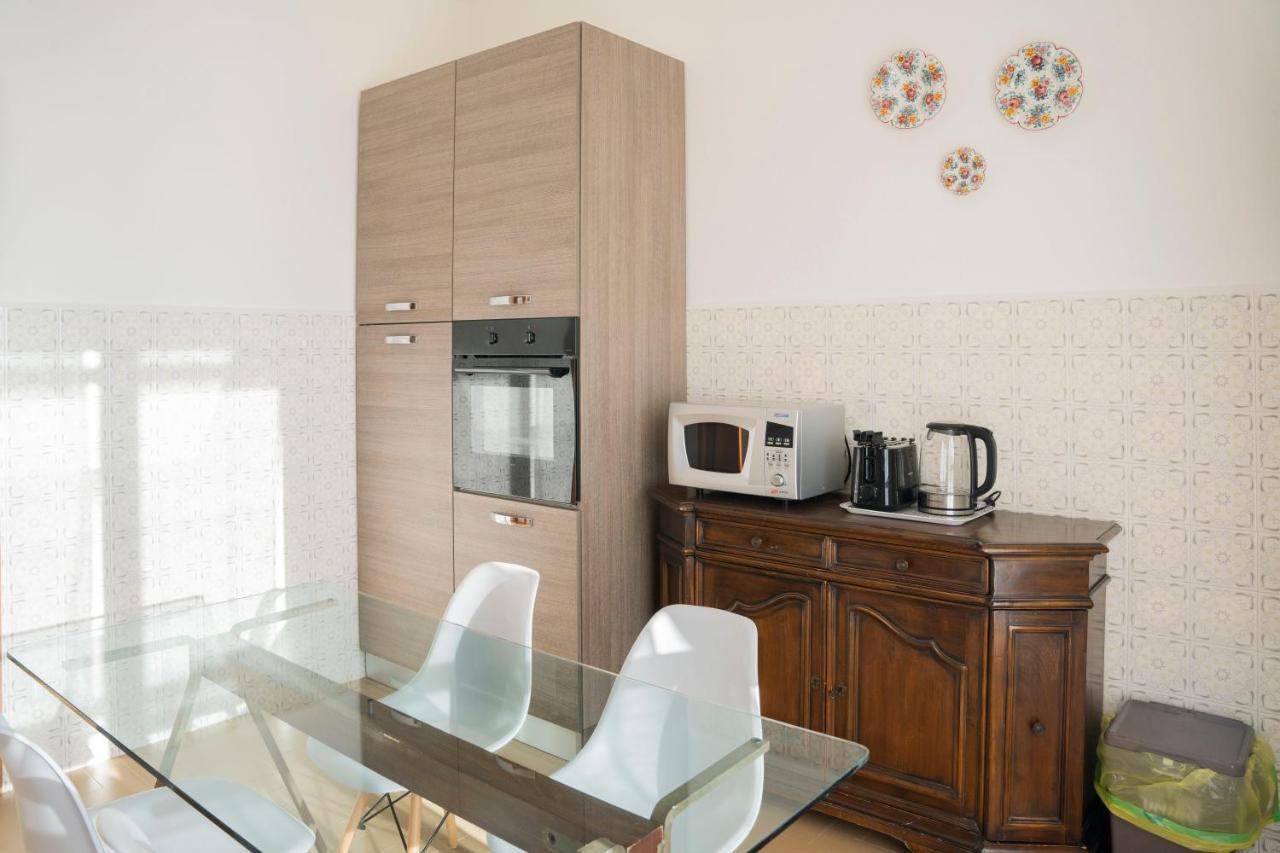 093 - Casa Panorama, Vista Mare E Vista Portofino, 500 Metri Centro Di Chiavari, Posto Auto Gratis Incluso Exterior foto